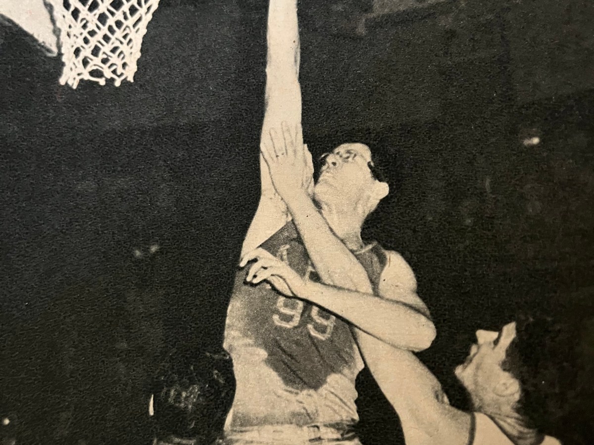Bobby McDermott: Speaking of George Mikan,&nbsp;1946